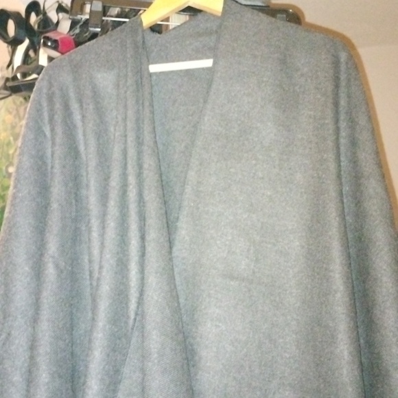 Deep Blackish Gray Poncho with fringe - Picture 1 of 4
